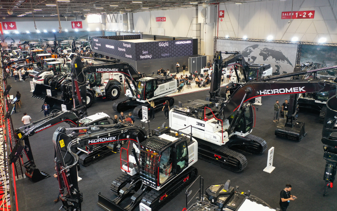 Техника HIDROMEK на строительной выставке KOMATEK 2026 Техника HIDROMEK на строительной выставке KOMATEK 2026