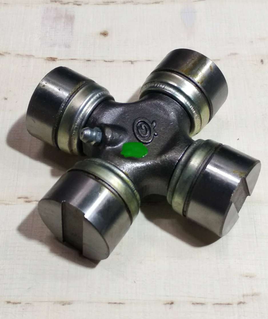 Крестовина 860113861/NJ131/35*98/LW300F Крестовина 860113861/NJ131/35*98/LW300F