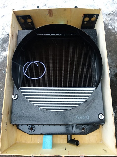 Радиатор ZL50 III-1300000 Радиатор ZL50 III-1300000